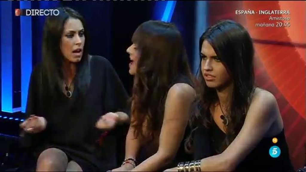 Raquel, a Marta y Sofía: "Veo que tenéis un ataque extremo"