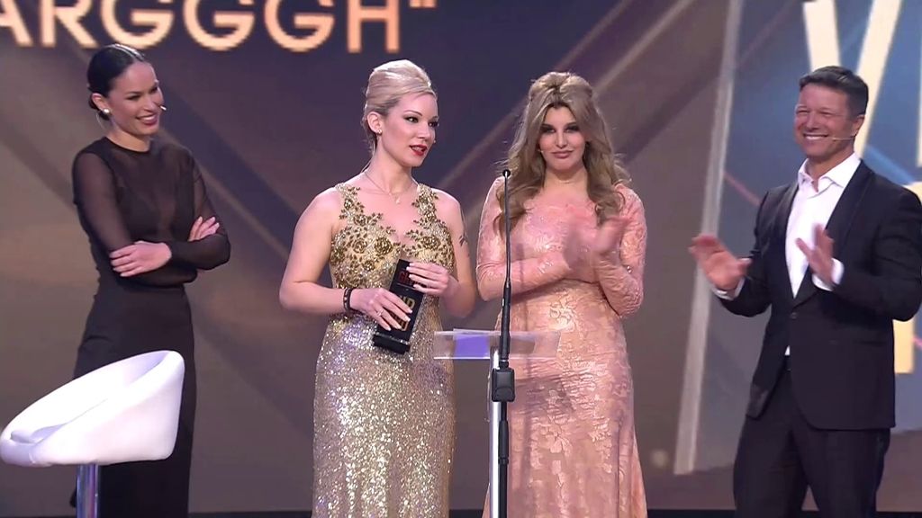 Charlotte y Belén dedican su 'Premio ARGGGH' a Carlos Lozano por "ser un actor"