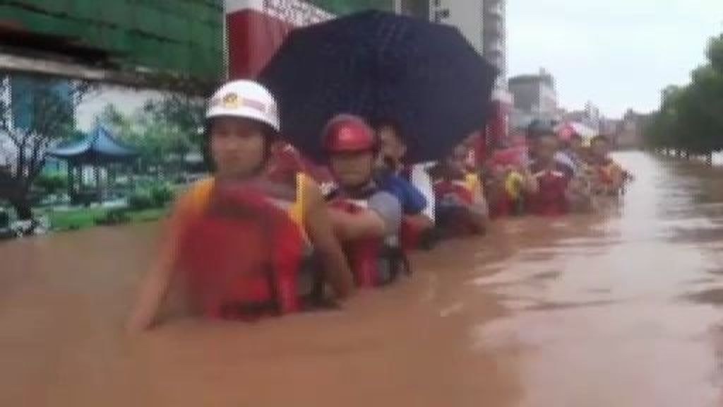 Graves inundaciones en el sur de China