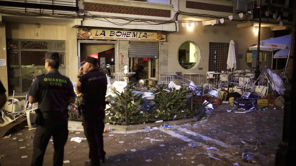 Cinco heridos graves entre los 90 afectados tras la explosión de gas en Vélez-Málaga