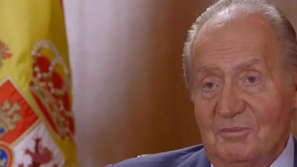 Don Juan Carlos desvela su estrecha relación con don Felipe en un documental francés