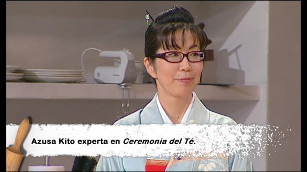 Azusa Kito, experta en Ceremonia del Té
