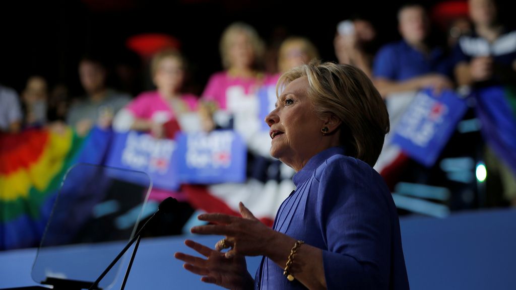 Clinton pierde fuelle por culpa de los nuevos correos electrónicos