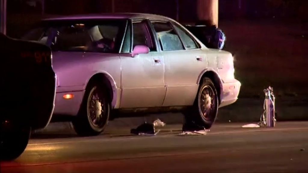Investigan en Minnesota la muerte de un conductor negro por disparos de un policía