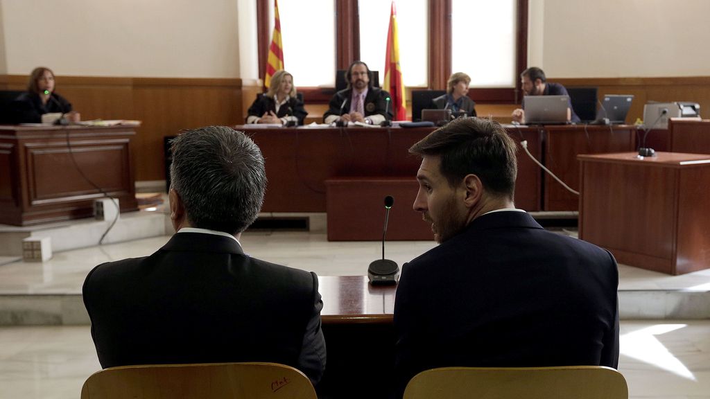 Messi y su padre, condenados a 21 meses de cárcel por defraudar a Hacienda