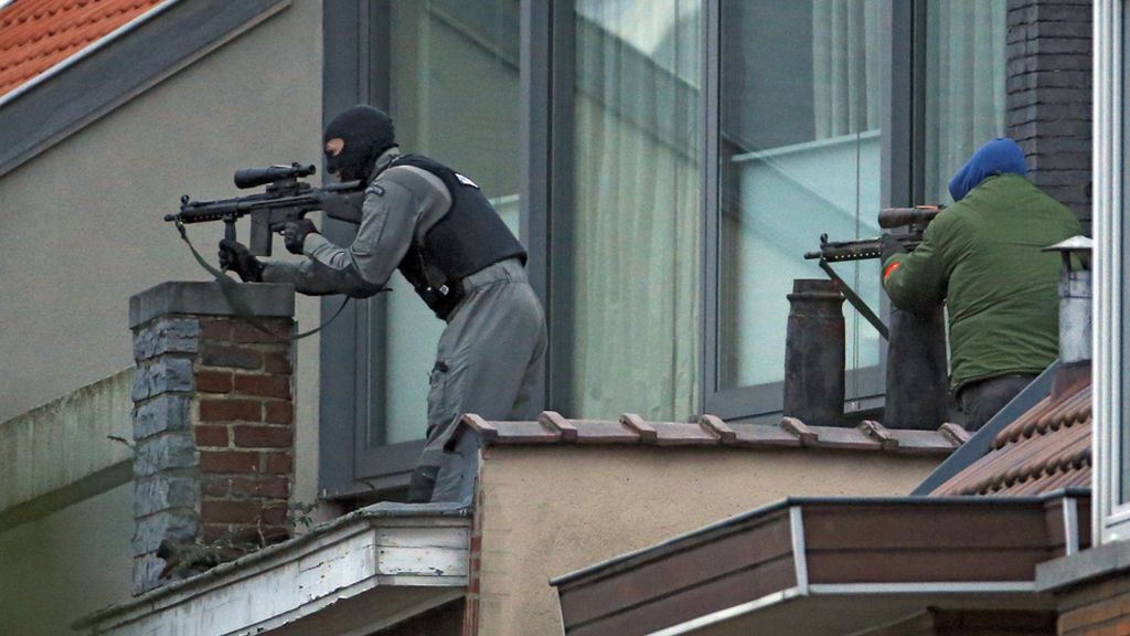Cuatro agentes heridos en una operación antiyihadista en Bruselas
