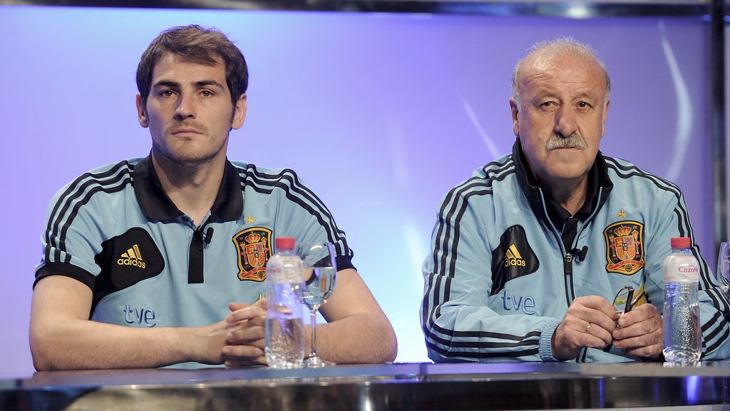Casillas ensalza a Del Bosque en su biografía y ¿raja de Mourinho?