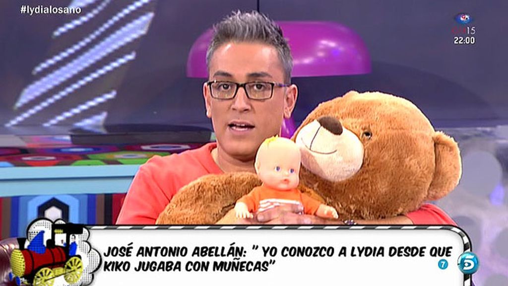 Kiko Hernández responde a J.A. Abellán: "Me quedo jugando con mis muñecas"