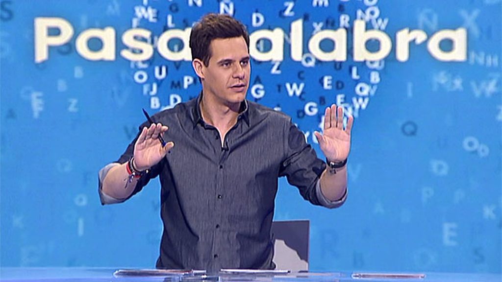 Christian Gálvez se pone serio y castiga al equipo azul en la 'Pista musical'