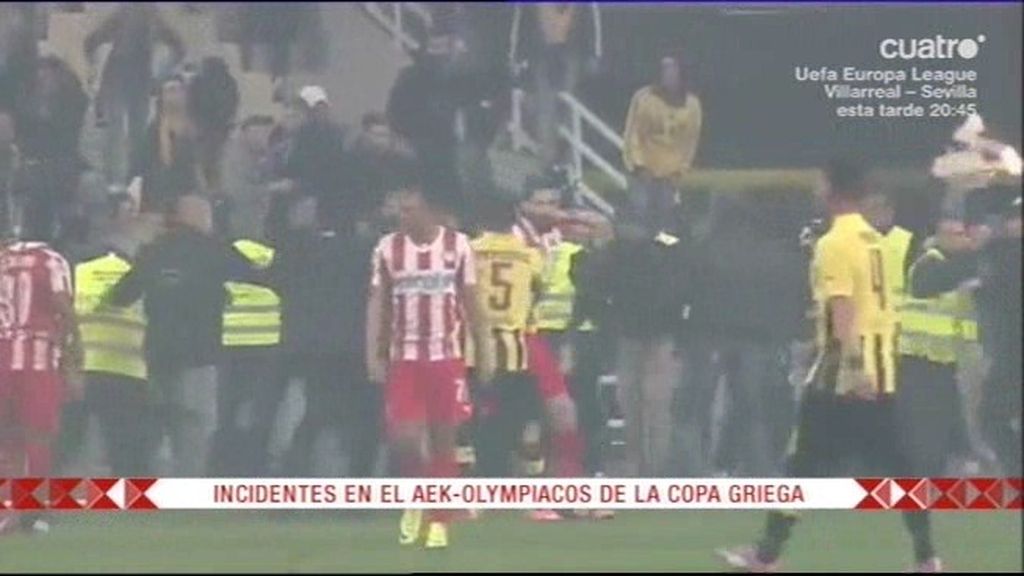 ¡No aprenden! Lamentables altercados en la copa griega entre AEK y Olimpiacos