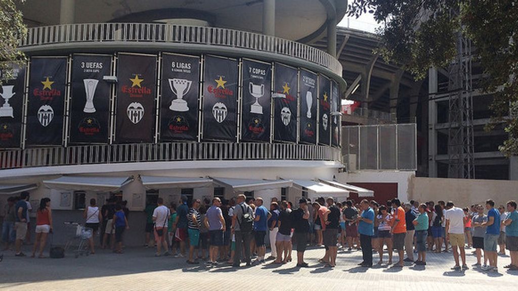 La ilusión vuelve a renacer en el Valencia con el nuevo proyecto de Peter Lim