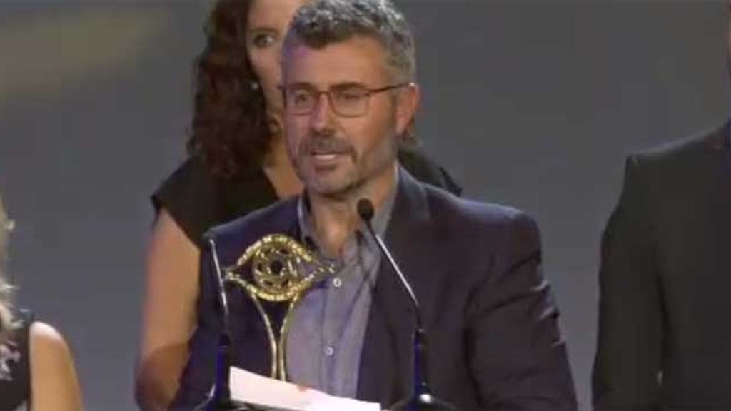 Miguel Ángel Oliver y su equipo, premiados por la cobertura de la crisis de refugiados