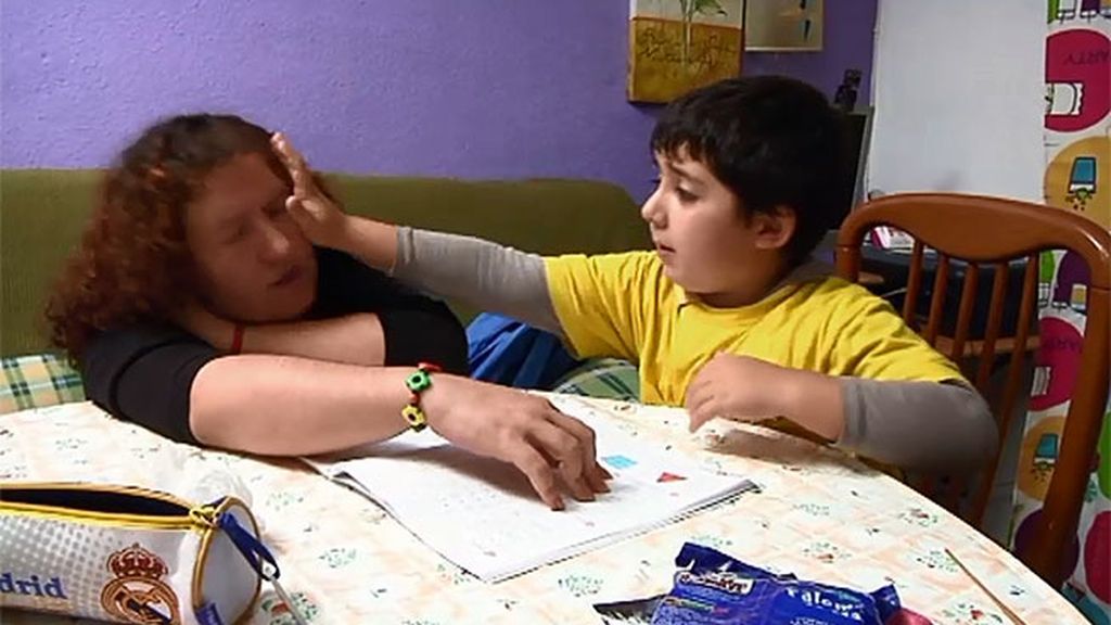 'Supernanny' se enfrenta al caso de Miguel, un niño que sufre violentas rabietas