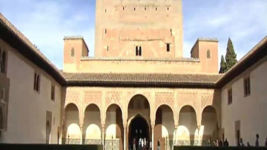 La Alhambra bate récord de visitantes en 2013
