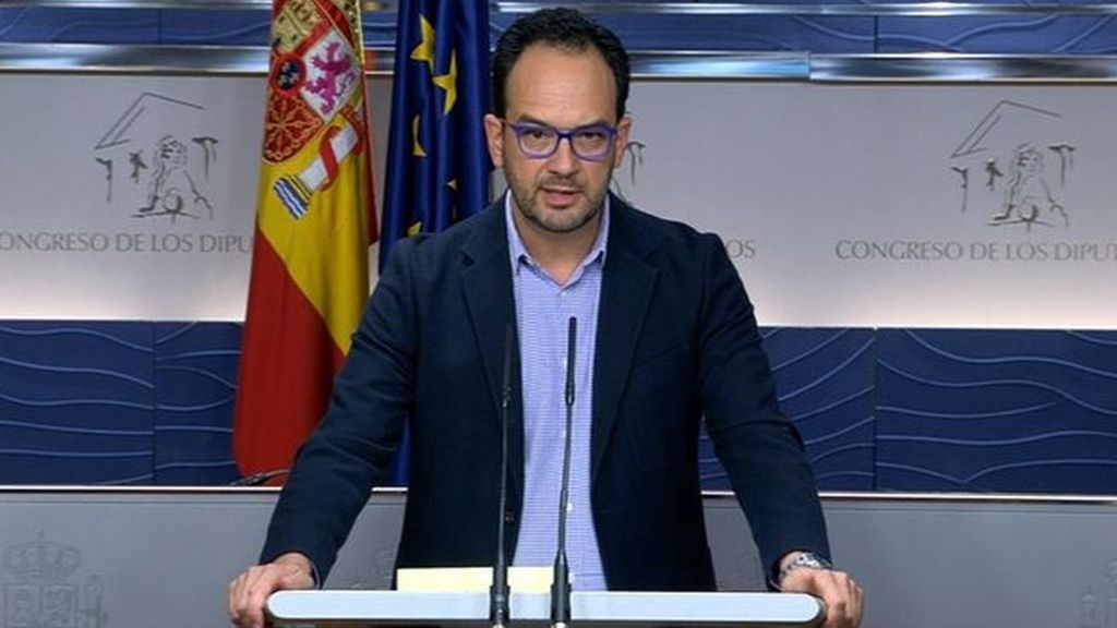 El PSOE rechaza una gran coalición con el PP o un acuerdo con Podemos