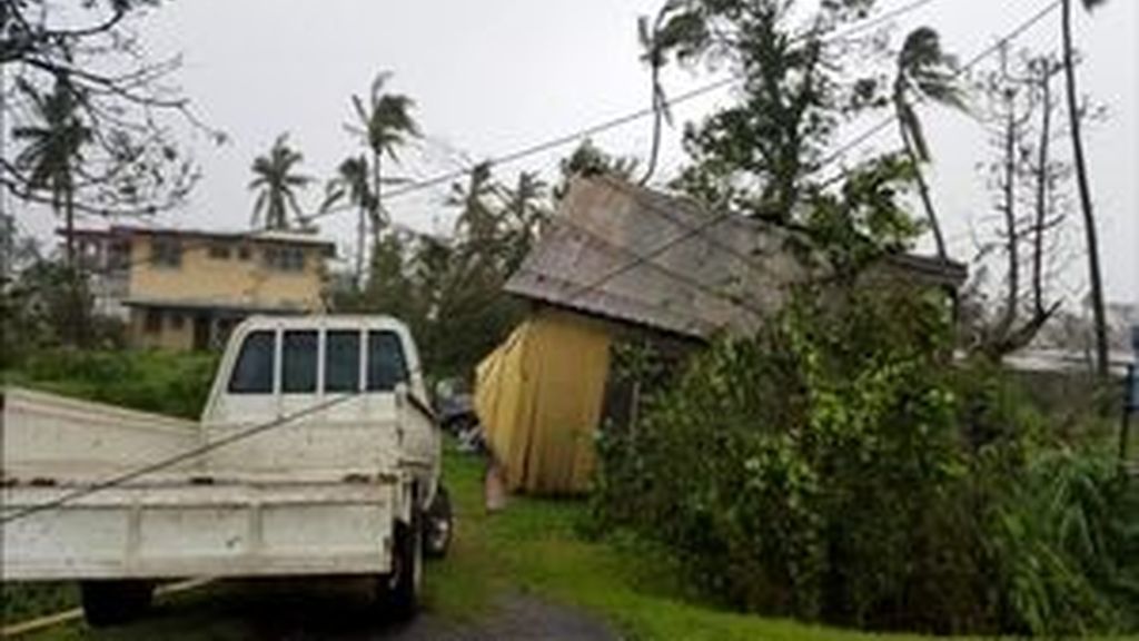 El ciclón Winston golpea Fiyi con fuerza