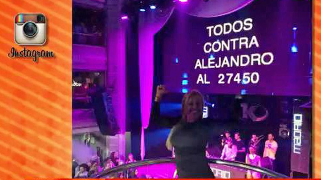 Belén Esteban pide la expulsión de Alejandro Nieto en una conocida discoteca