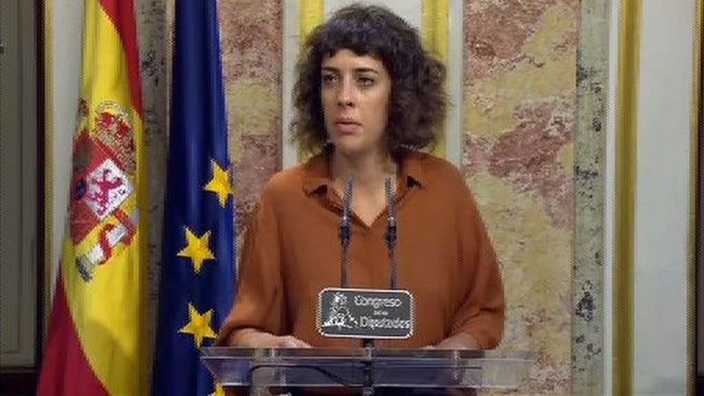Alexandra Fernández: “Rajoy vive absolutamente fuera de la realidad"