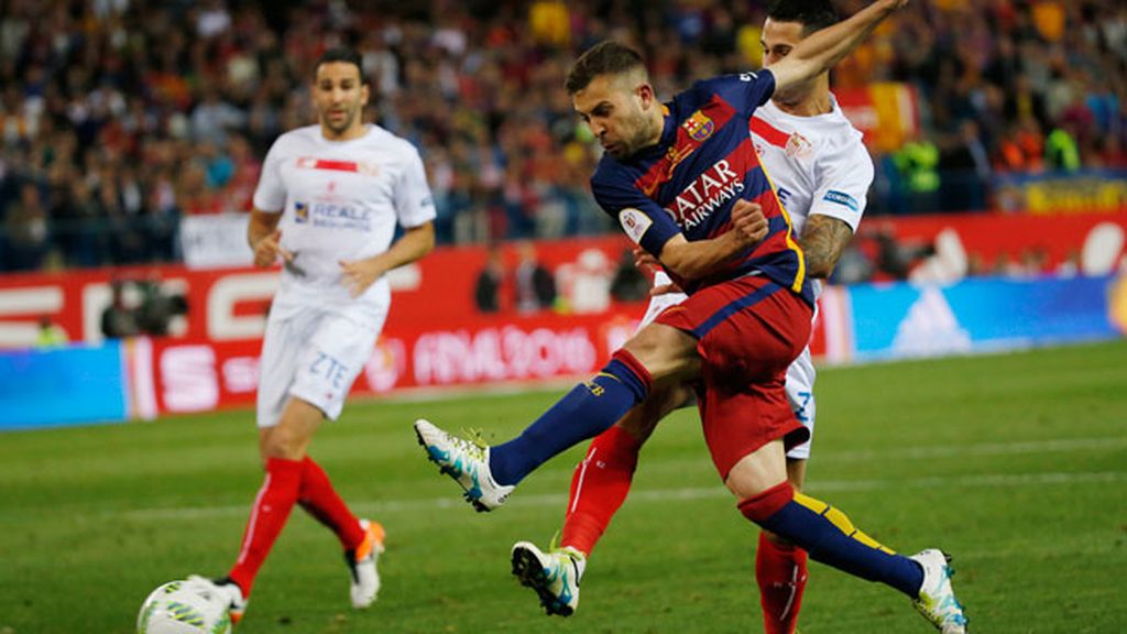 ¡Gol del Barça! Jordi Alba aprovecha un gran pase de Messi para hacer el primer tanto
