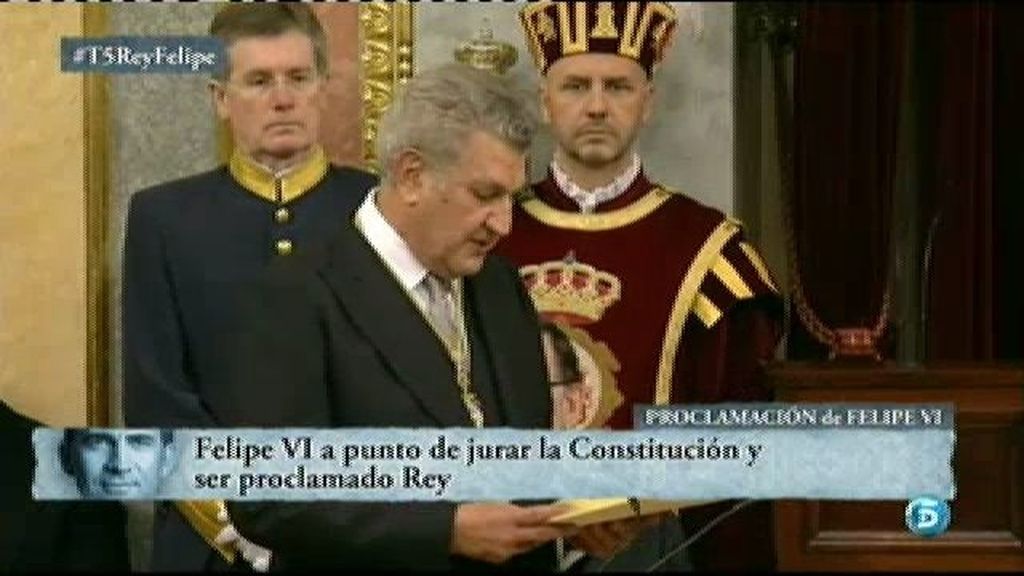 Felipe VI jura la Constitución y es proclamado Rey de España Felipe VI jura la Constitución y es proclamado Rey de España