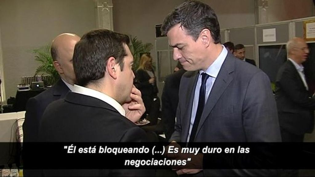 Sánchez pide a Tsipras ayuda con Iglesias: "Es muy duro en las negociaciones"