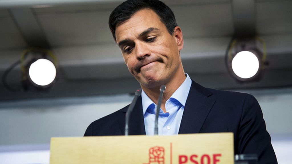Guerra abierta en el PSOE tras la dimisión de 17 miembros de la Ejecutiva