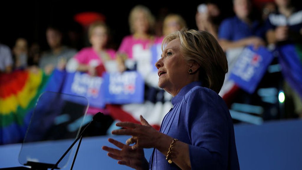 Clinton pierde fuelle por culpa de los nuevos correos electrónicos