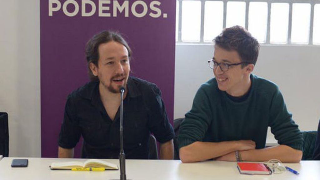 Primer pulso entre Iglesias y Errejón: las bases deciden el sistema de votación