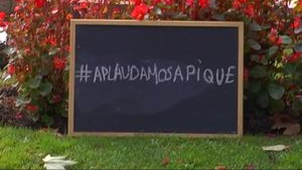 Aplaudamos a Piqué