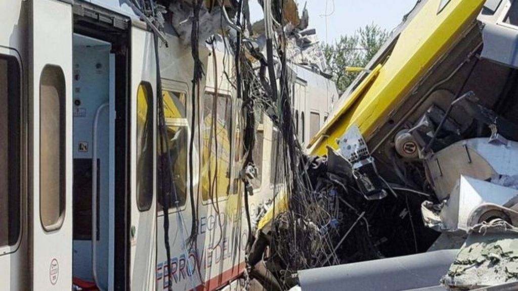 Un fallo humano, detrás del choque frontal de dos trenes en Italia