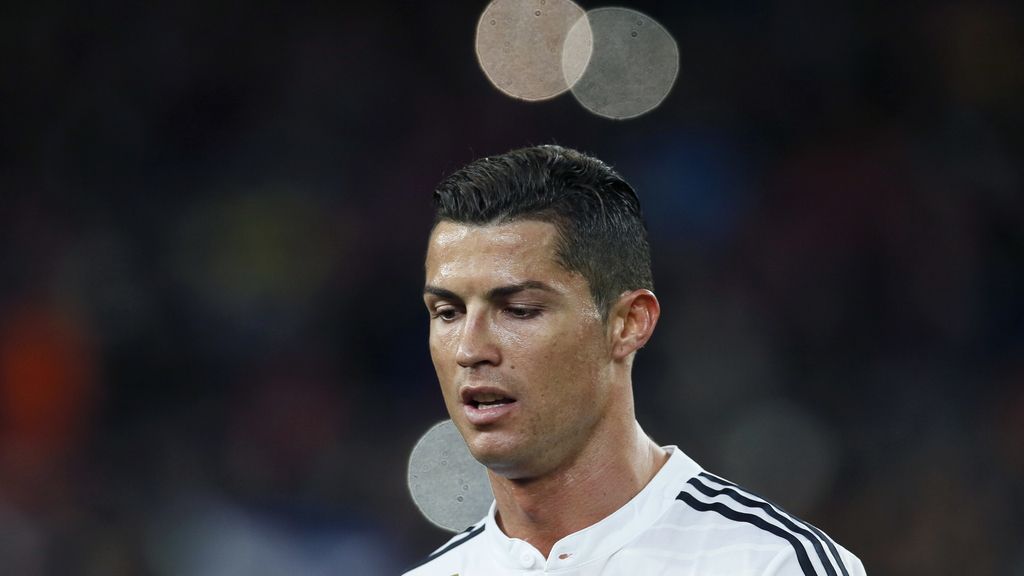 Cristiano marcó un gol de ‘9’, 'calmó' al Camp Nou y se picó con Bravo por un paradón