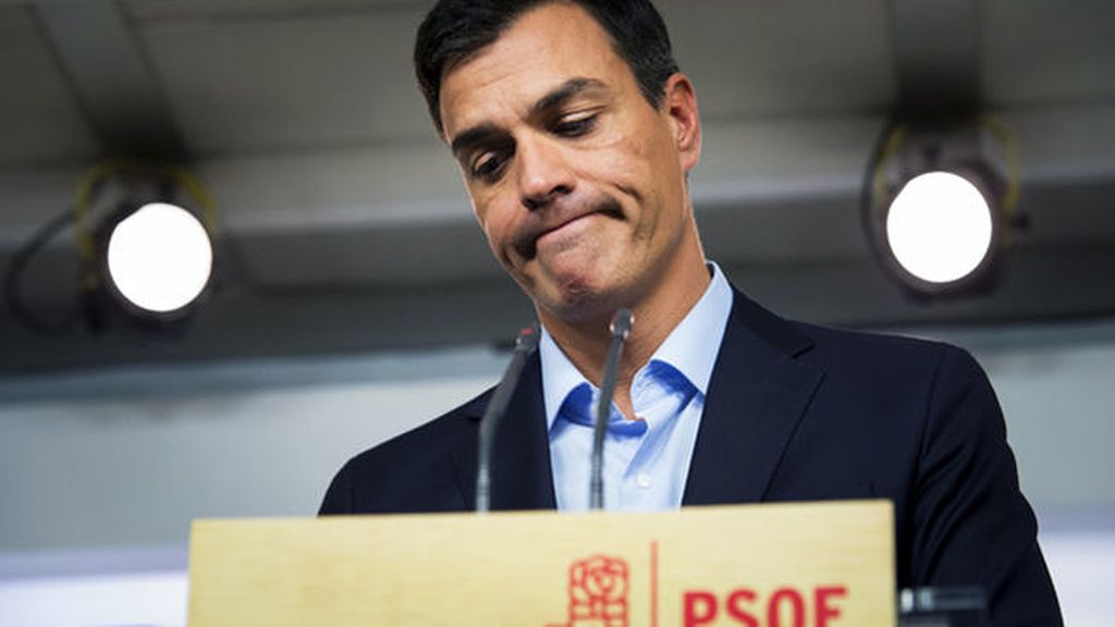 Guerra abierta en el PSOE tras la dimisión de 17 miembros de la Ejecutiva