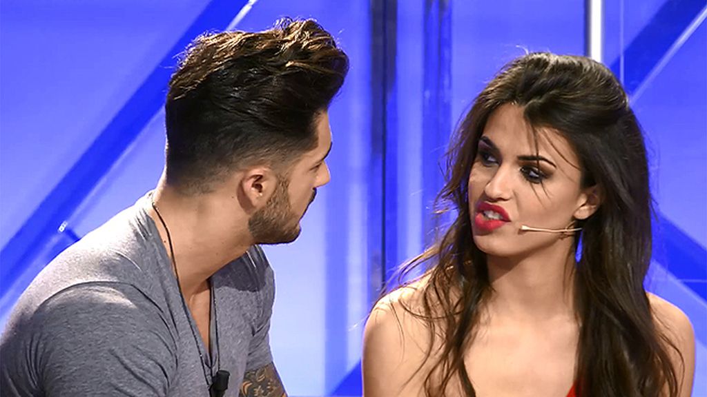 Sofía, decepcionada con Hugo: "Lo que más me duele es que piensa en otra al besarme"