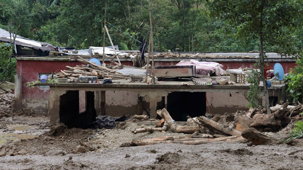 El paso de la tormenta Earl deja en México 48 personas fallecidas