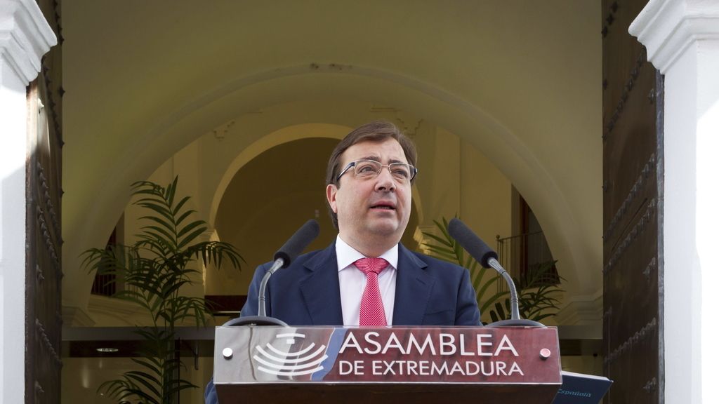 Fernández Vara es investido Presidente de la Junta de Extremadura