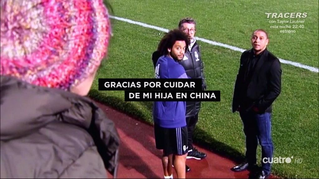Roberto Carlos alucina con una fan en Japón: "Gracias por cuidar de mi hija en China"