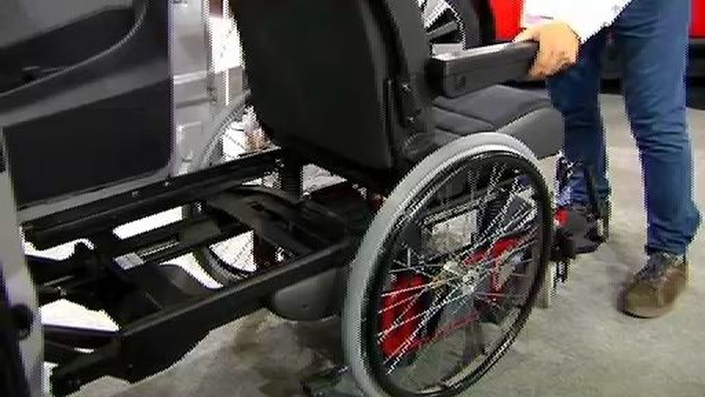 La silla de ruedas al puesto del conductor, mejora la vida de personas con discapacidad