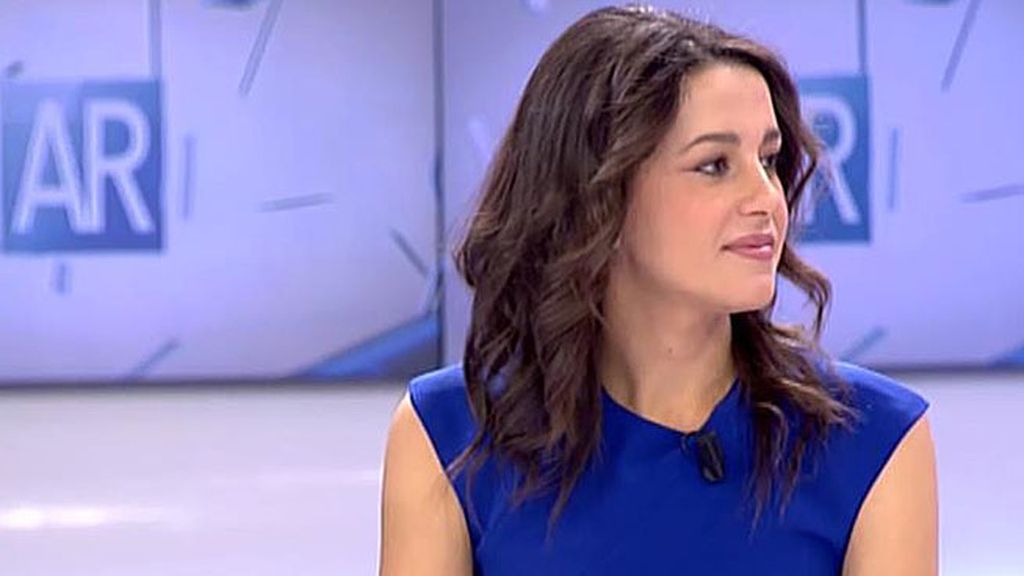 Inés Arrimadas: "Si PP y PSOE quieren repetir elecciones para volver al bipartidismo caduco, que lo digan"