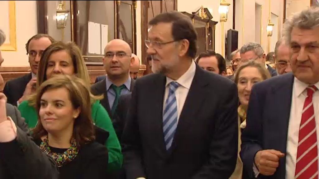 Rajoy al salir del Congreso: "Estoy muy bien"