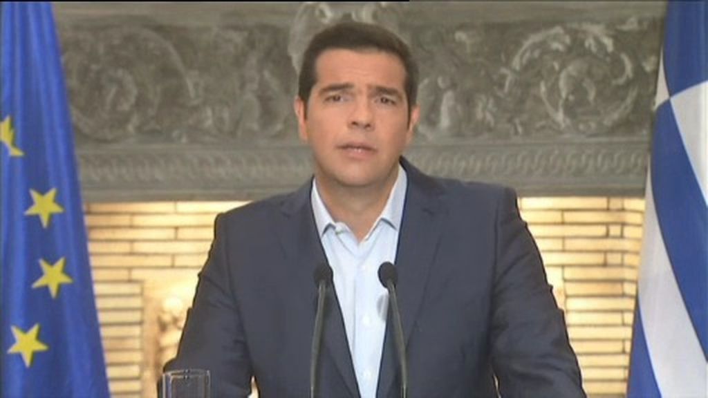 Tsipras presenta su renuncia al presidente de la República