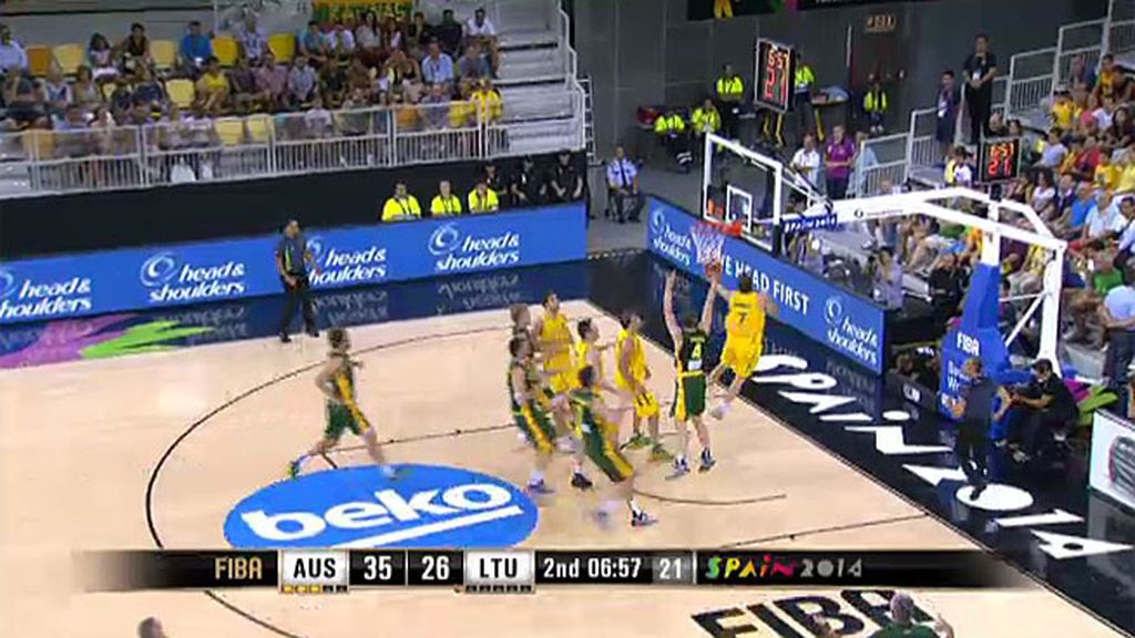 ¡Vaya forma de concluir un contrataque! Bandeja imposible a aro pasado de Joe Ingles ¡Vaya forma de concluir un contrataque! Bandeja imposible a aro pasado de Joe Ingles