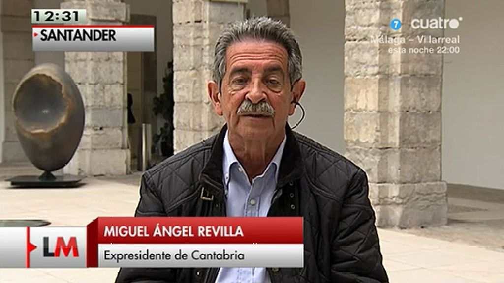 Miguel Ángel Revilla muestra su apoyo a los trabajadores de la empresa Sniace