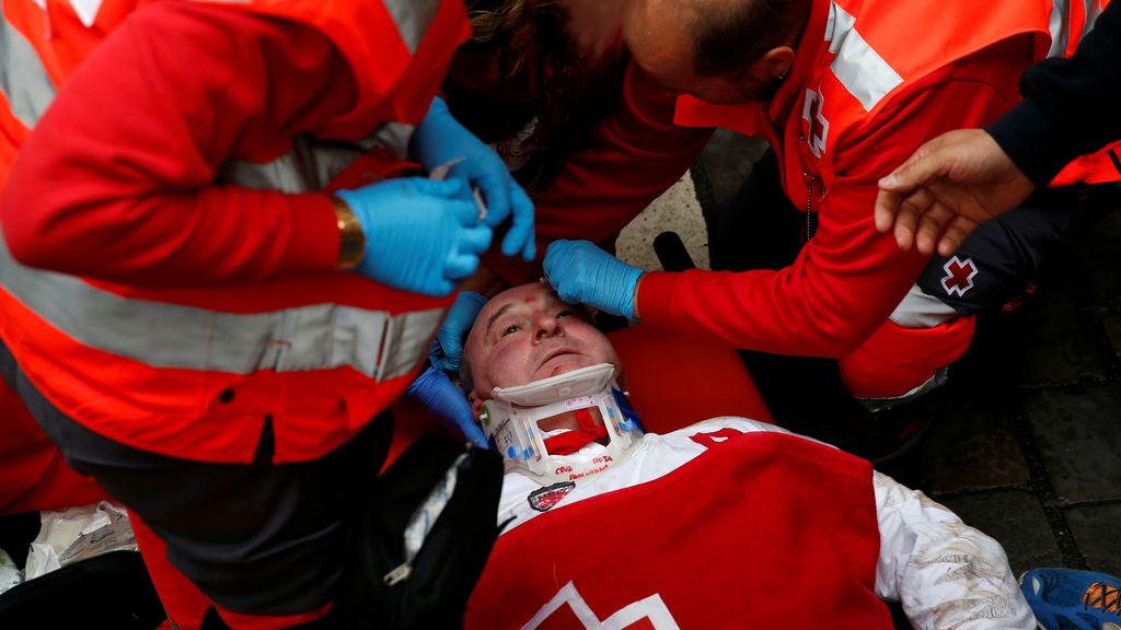 Un herido por asta de toro en el séptimo encierro de San Fermín