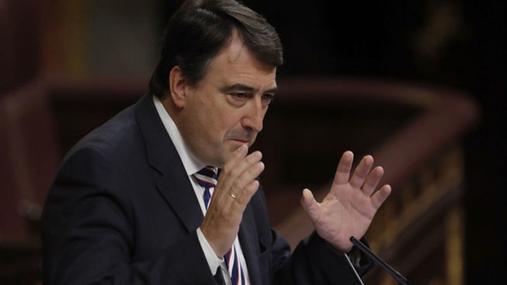 Aitor Esteban desmonta la oferta de Rajoy sobre las reválidas de la Lomce