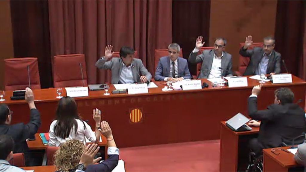 El Parlament aprueba por unanimidad solicitar la comparecencia de Jordi Pujol
