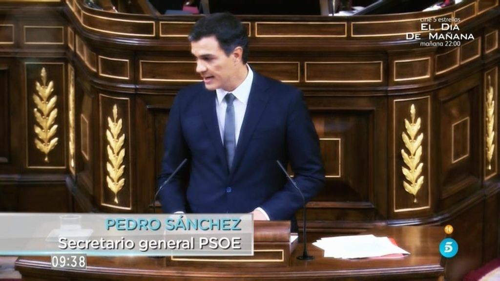 Sánchez lanzó dardos al PP y a los barones del PSOE en su discurso