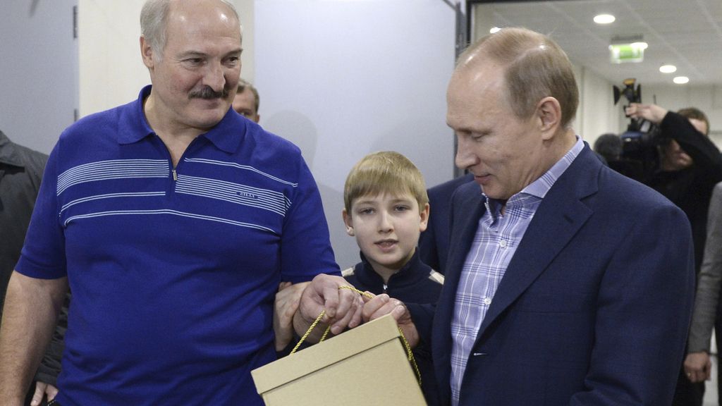 Putin inspecciona las instalaciones de los JJOO de Invierno de Sochi