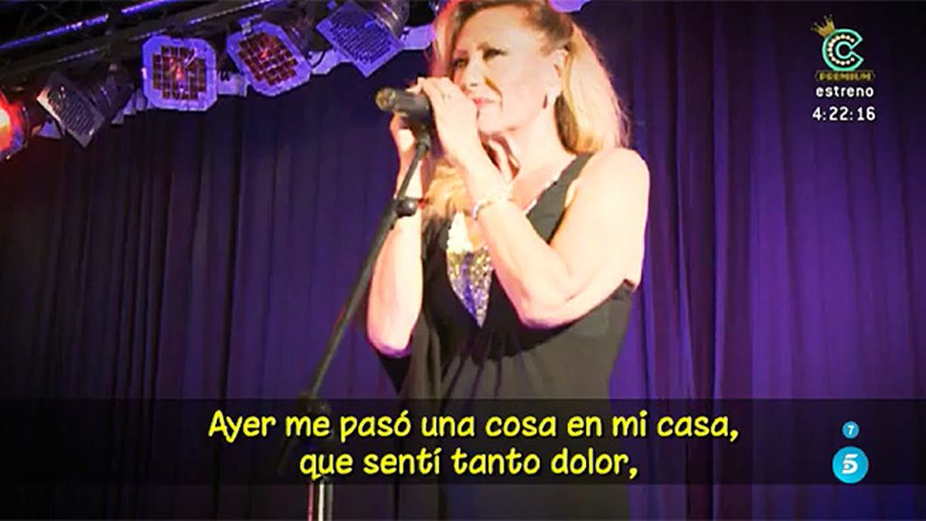 El lapsus y las enigmáticas palabras de Rosa Benito en su concierto