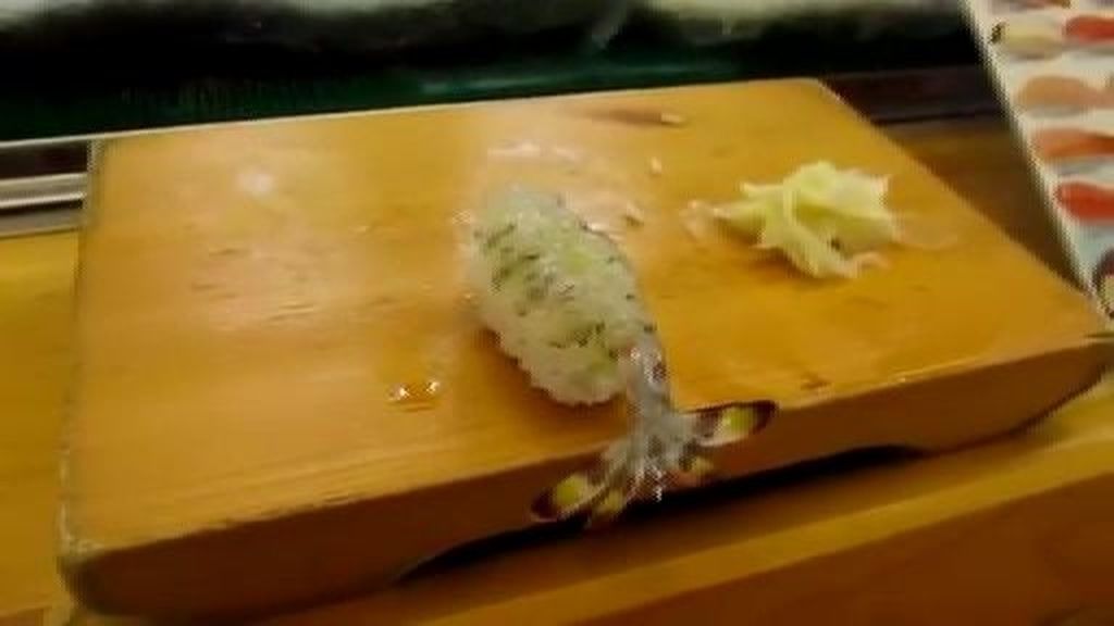 ¡Este sushi está muy vivo!