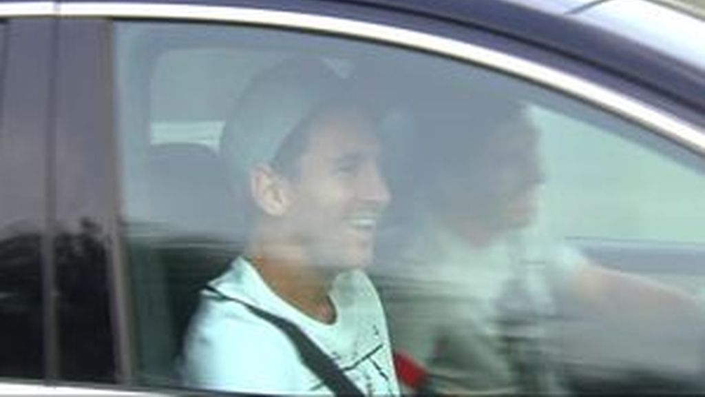 Messi recupera la sonrisa a pesar de su lesión